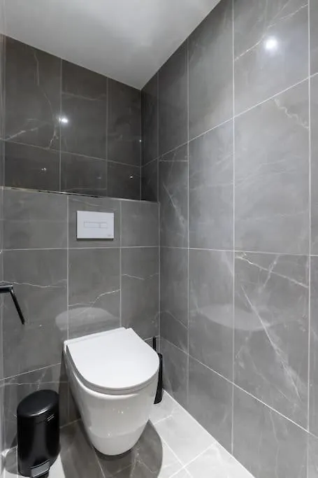 Invalides Palais Bourbon Luxueux Appartement 4P 巴黎 公寓