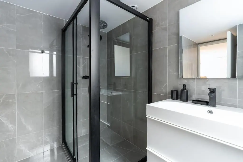 아파트 Invalides Palais Bourbon Luxueux Appartement 4P 파리